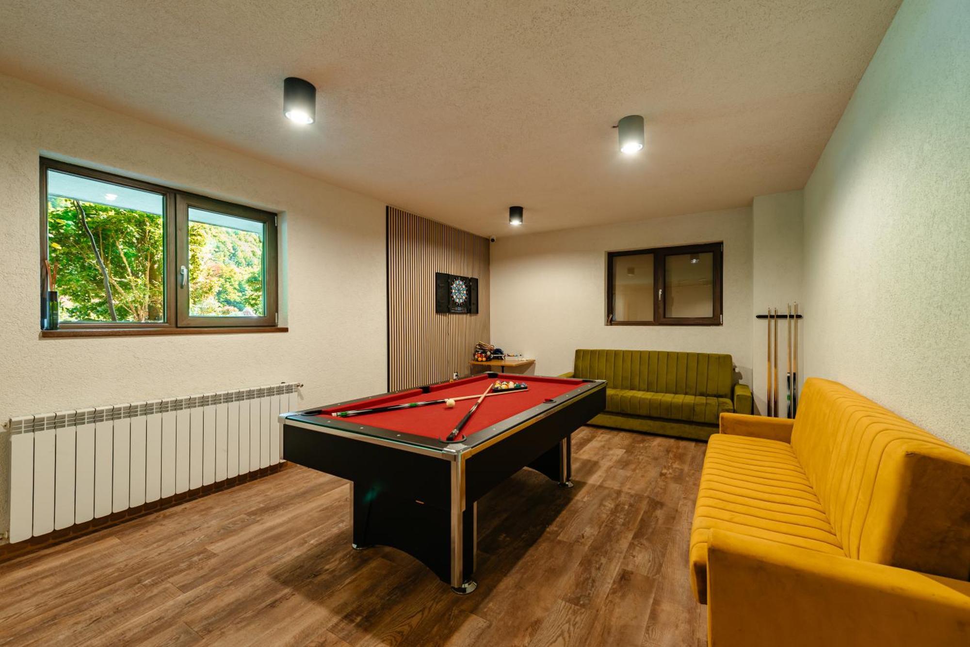 Pensiunea Apuseni Wild Remeţi Buitenkant foto